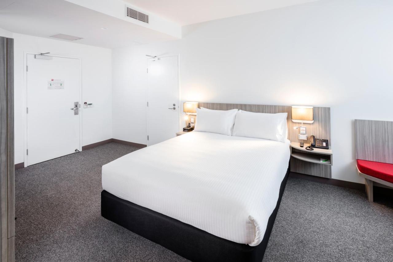 Ibis Mackay Hotel Exterior foto