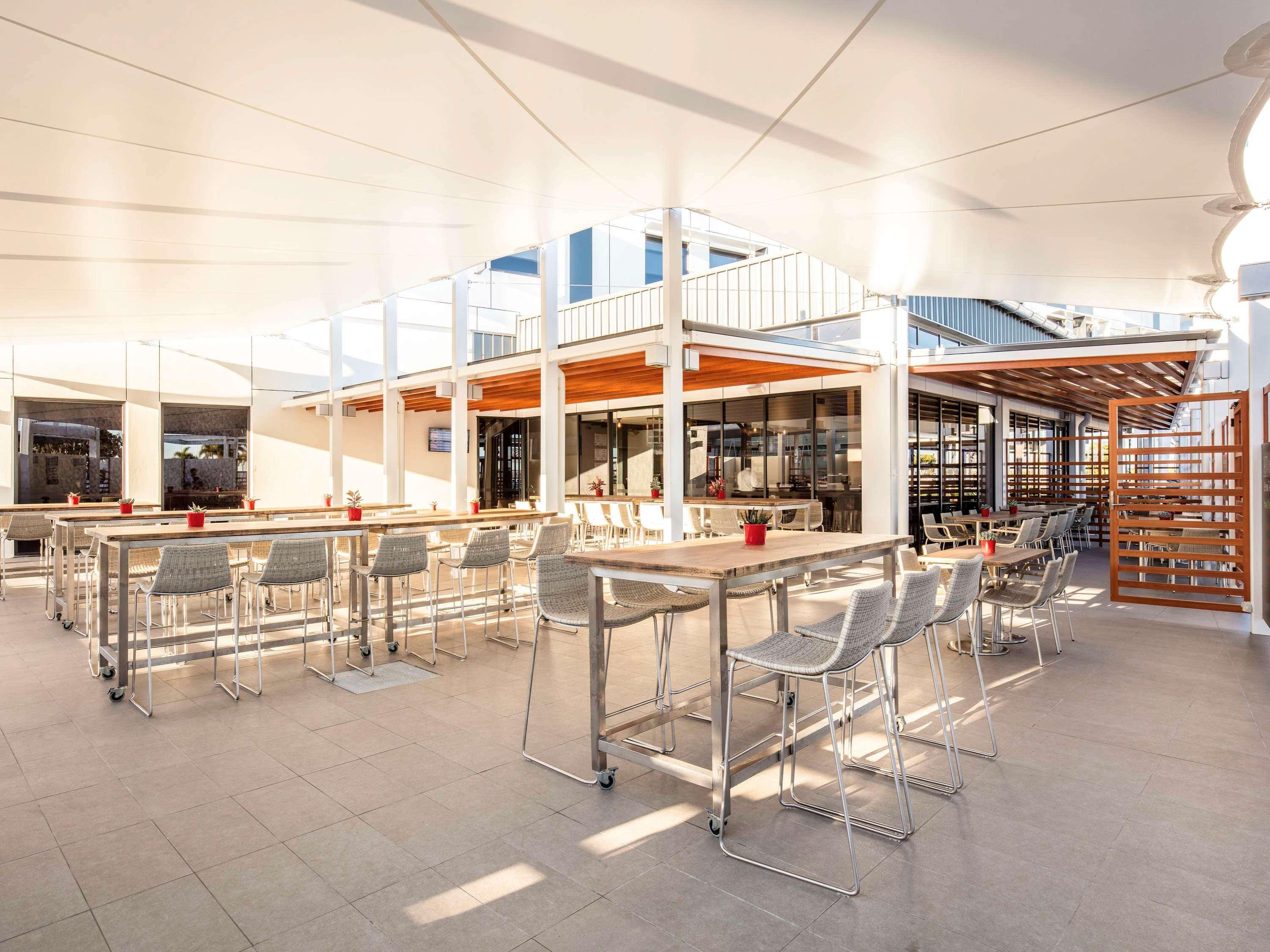 Ibis Mackay Hotel Exterior foto