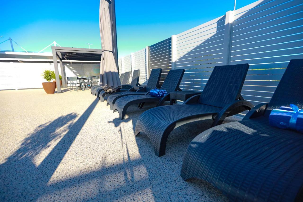Ibis Mackay Hotel Exterior foto