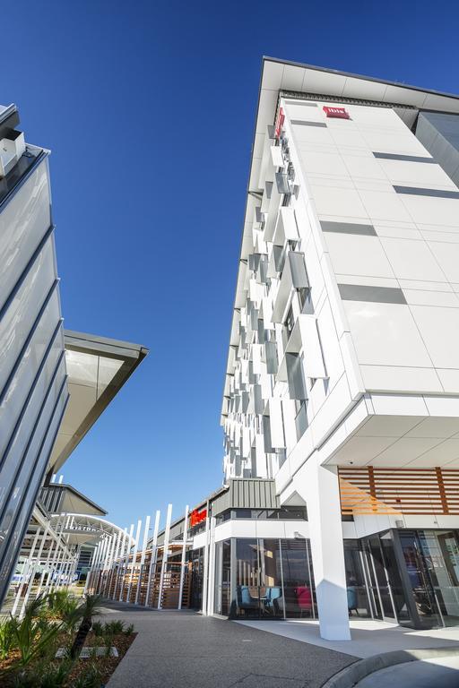 Ibis Mackay Hotel Exterior foto